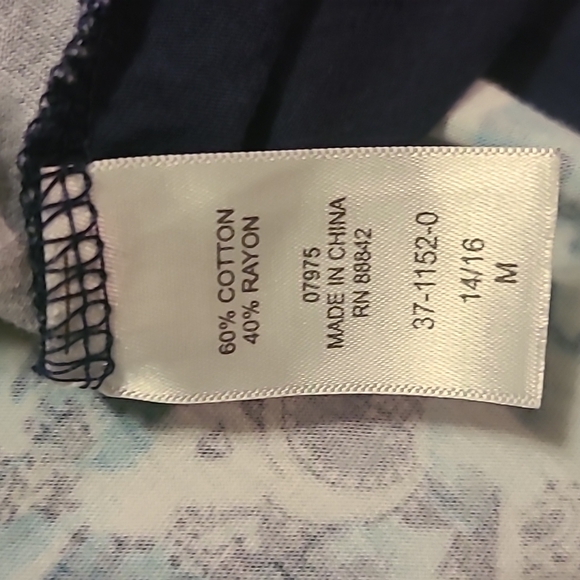 Roaman's Shark Bite Floral Top - Picture 9 of 9